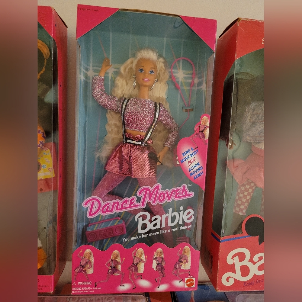 1994 Dance Moves Barbie by Mattel